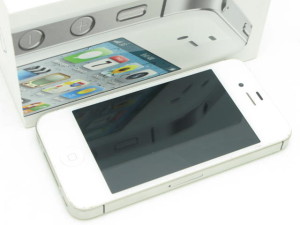 au スマートフォン 白ロム iPhone 4S 32G au OS7.0.2 ホワイト【中古】【レベル5】10/17木 DRMI