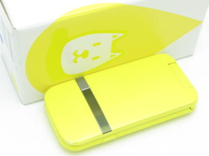 SoftBank 携帯電話 白ロム 202SH PANTONE WATERPROOF イエロー【箱あり】 【新品】【レベル10】10/18金